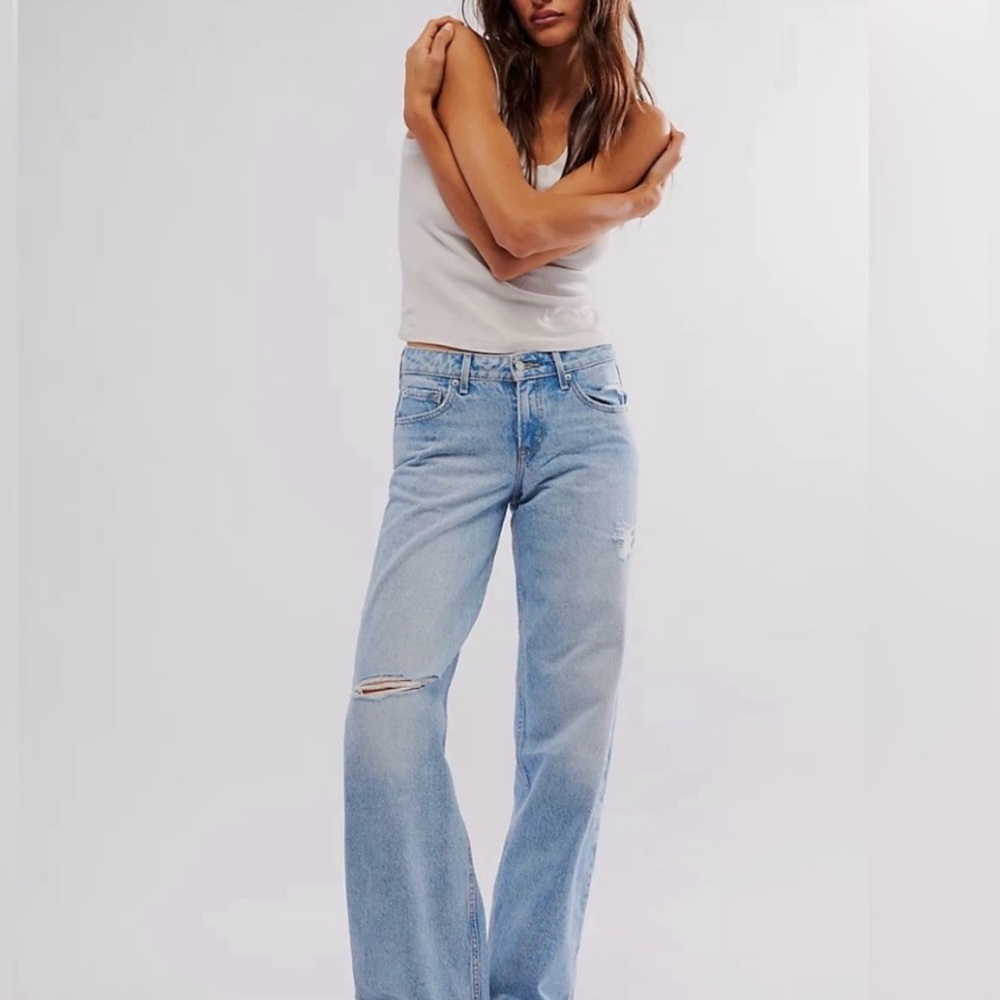 Levi’s Low Loose Jeans | Size 30/32